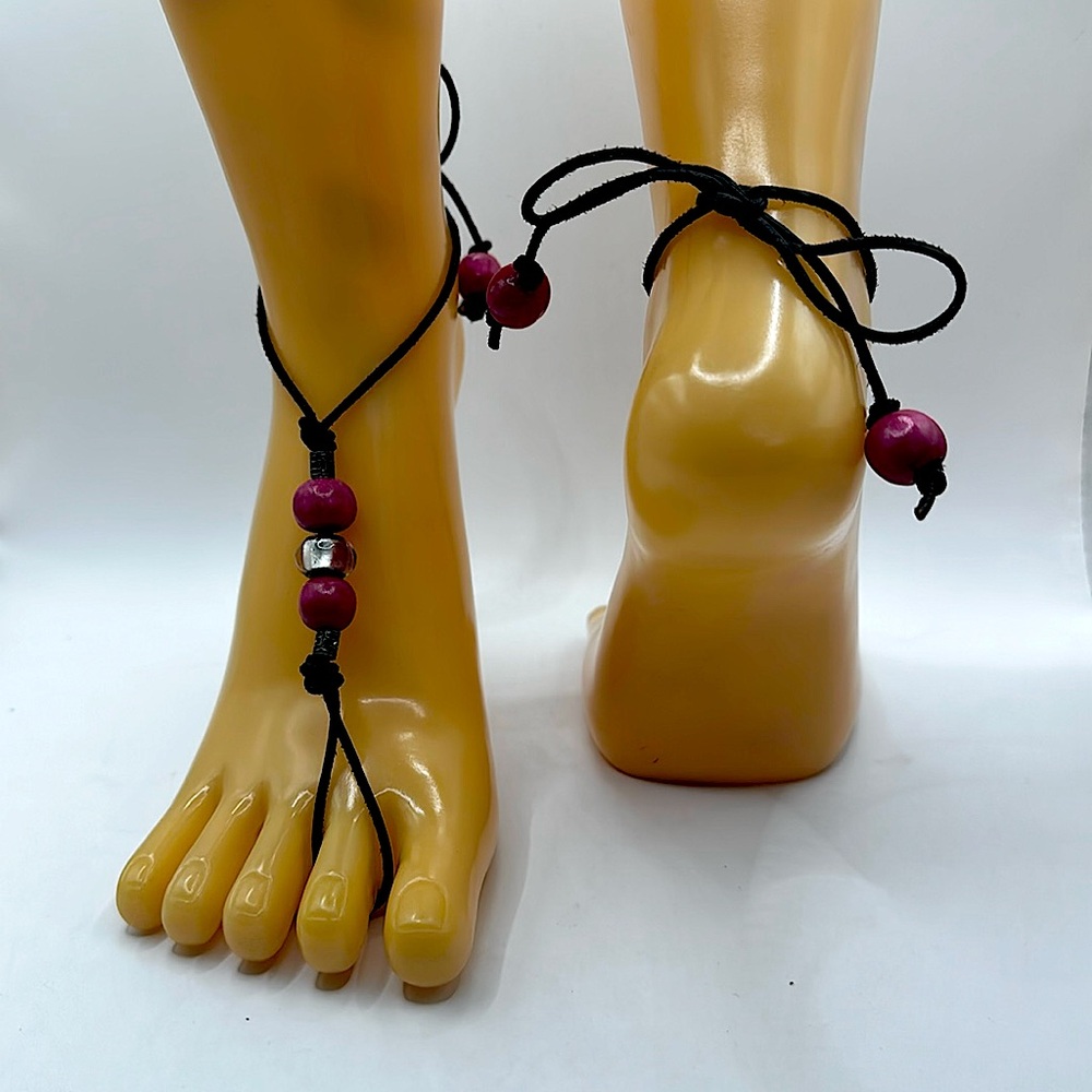 Beat it, barefoot sandals